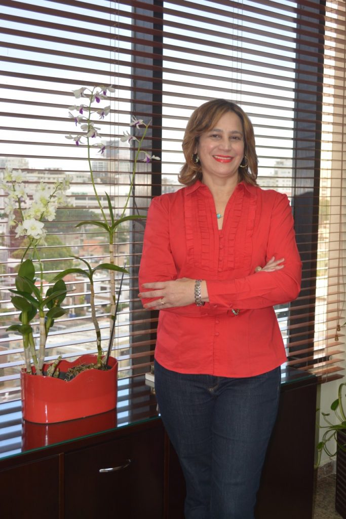 thumbnail_Maria Esther Fernandez