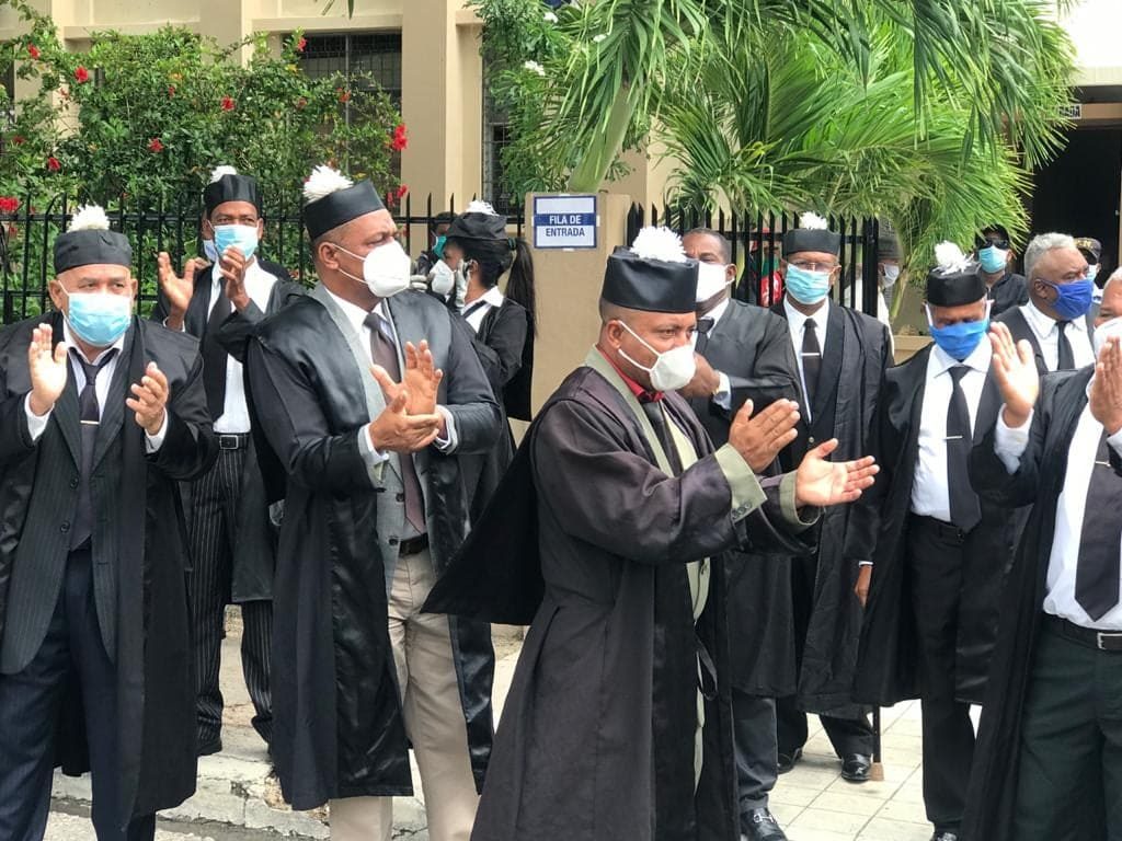 104393098_2668688536737416_3654154466074633082_n