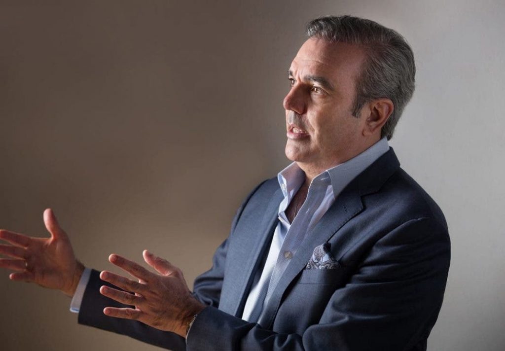 Luis-Abinader-1-1068×743