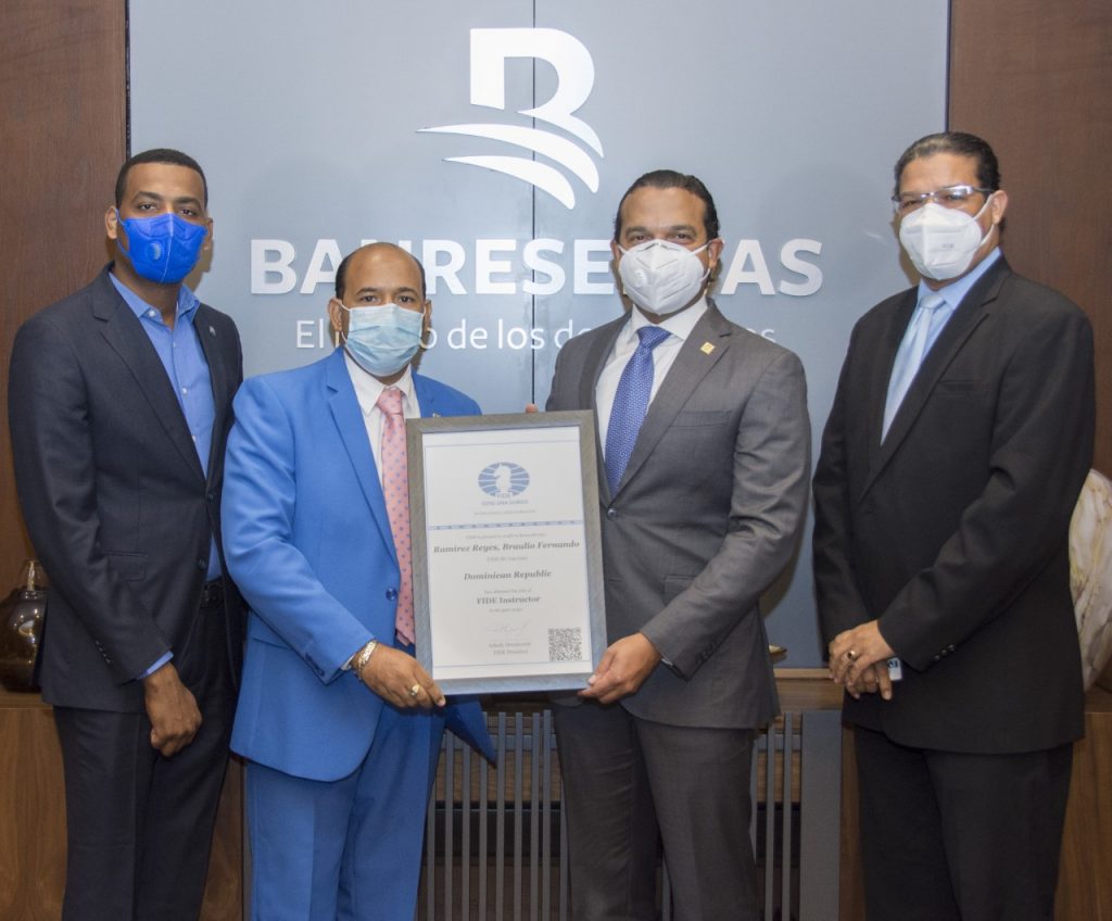 thumbnail_Jesús De Los Santos, Braulio Ramírez, José Manuel Almonte y Pablo José Rodríguez.