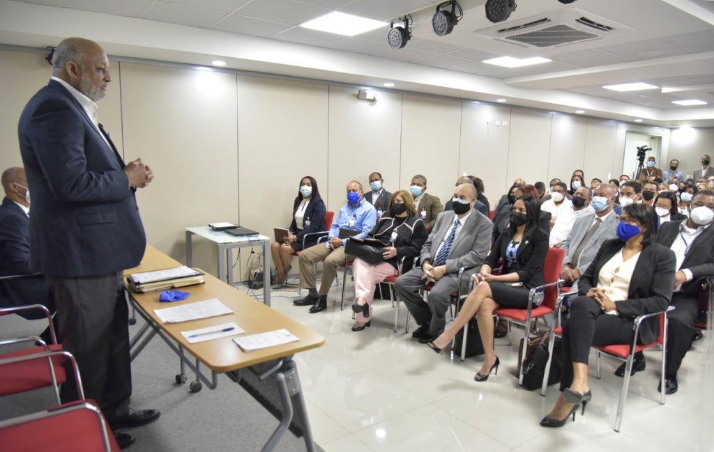 thumbnail_1-REUNION CON DIRECTORES