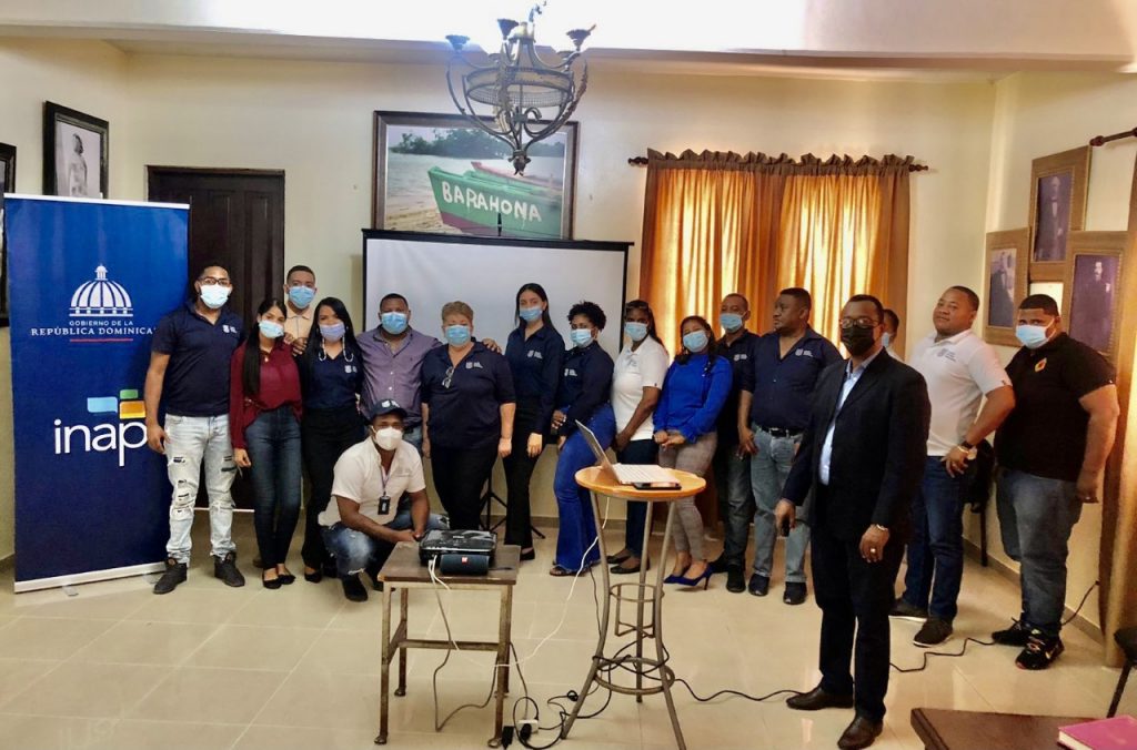 thumbnail_Foto perosnal en capacitación