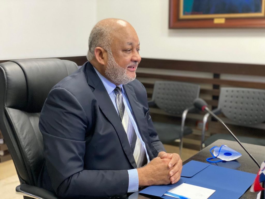 Ministro-Fulcar-afirma-que-el-año-escolar-será-un-éxito-a-pesar-de-la-pandemia