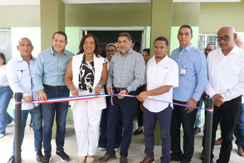 thumbnail_Inauguración subzona Bonao