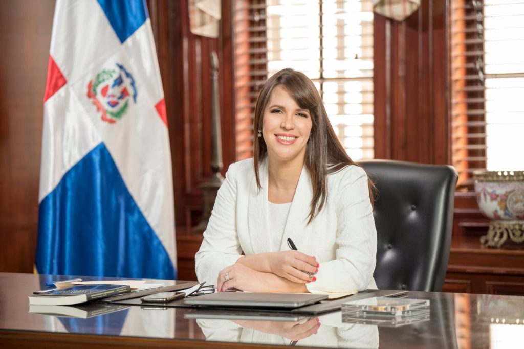 4afb7500-196d-48a3-aa8a-90adc1d53255