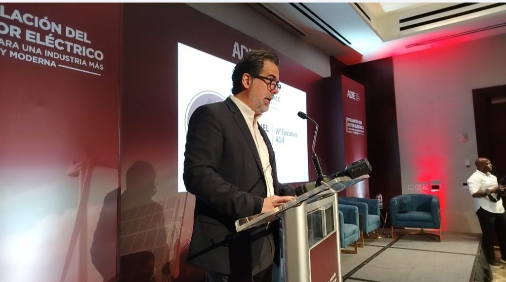 Screenshot_20250430_093100_com_hihonor_photos_SlotAlbumActivity_edit_164449262577683