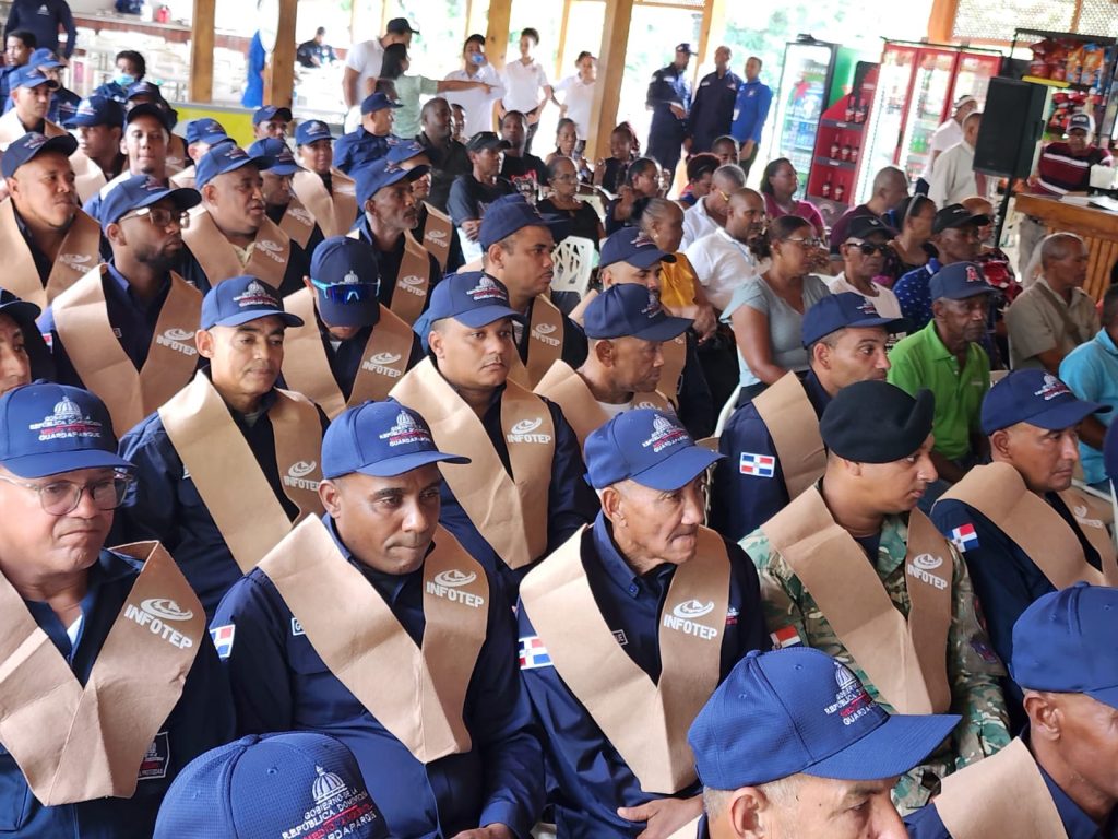 INFOTEP gradúa 44 nuevos guardaparques en Puerto Plata