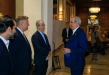 Presidente Abinader inicia agenda en San José con reunión bilateral junto al CEO de Mysilicon Compass Ian Steff.