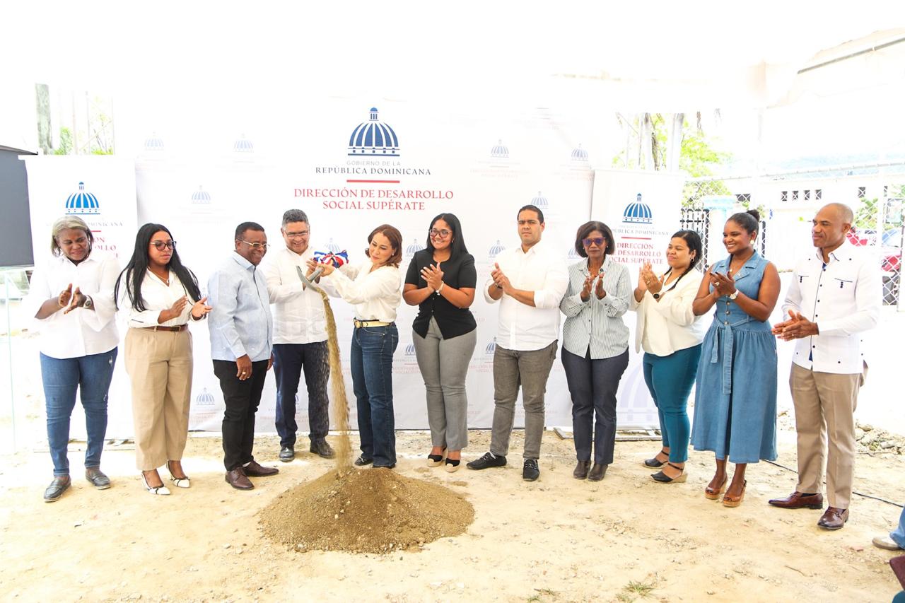 A través de Supérate; Gobierno inicia construcción de Centro de Superación Comunitaria en Elías Piña
