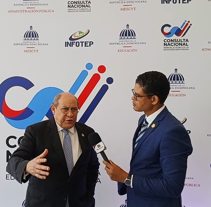 Ministro de Educación Superior da conocer  agenda "Consulta Nacional  de Educación" en la Región Sur.