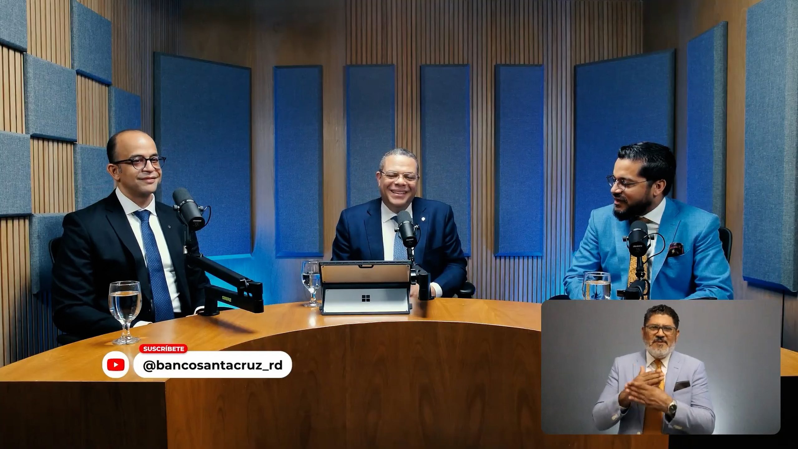 Banco Santa Cruz promueve la inclusión y formación financiera de las personas sordas.