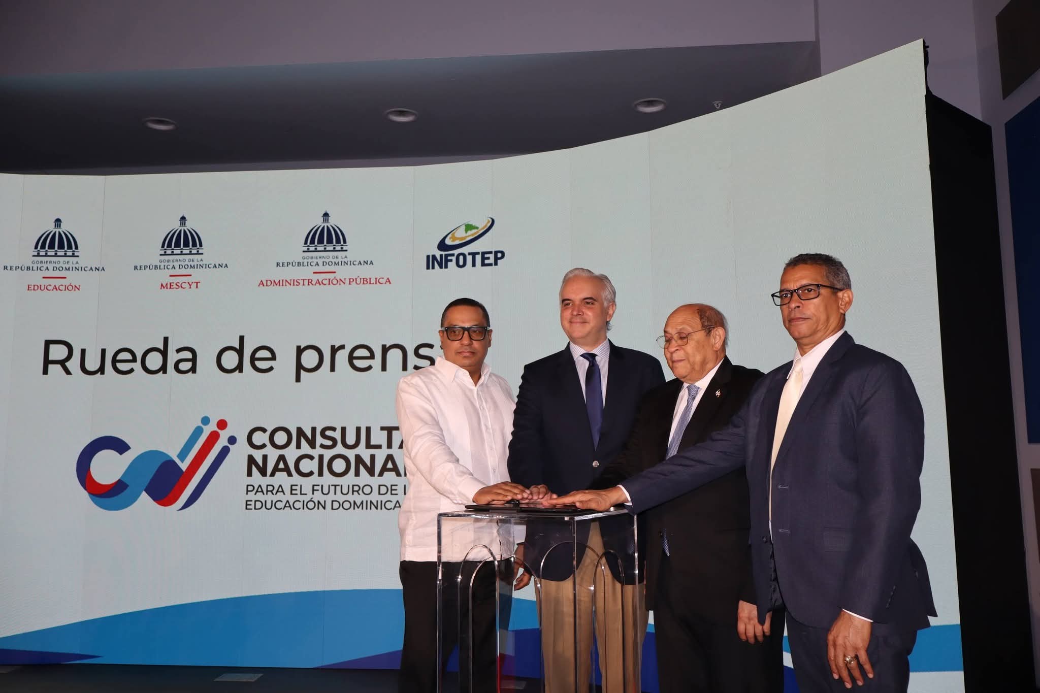 OFICIAL: Gobierno lanza Consulta Nacional para el Futuro de la República Dominicana.-