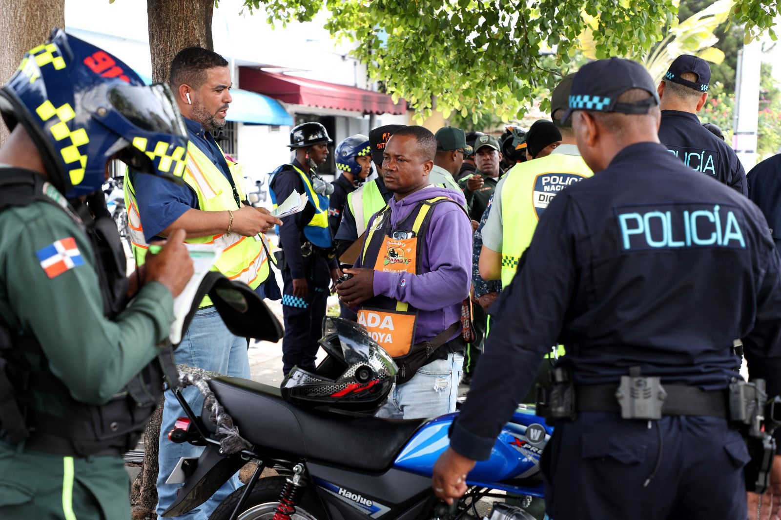 INTRANT y organismos de seguridad intervienen 15 paradas de motoconcho.