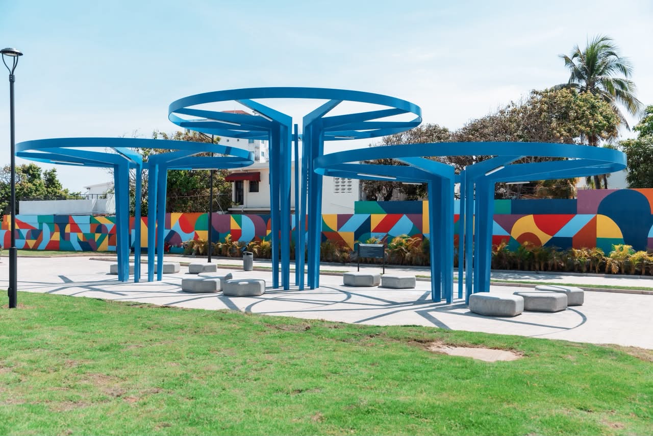 Presidente Abinader y Alcaldesa del Distrito Nacional  inauguran Parque Deportivo Paseo 30 de Mayo.