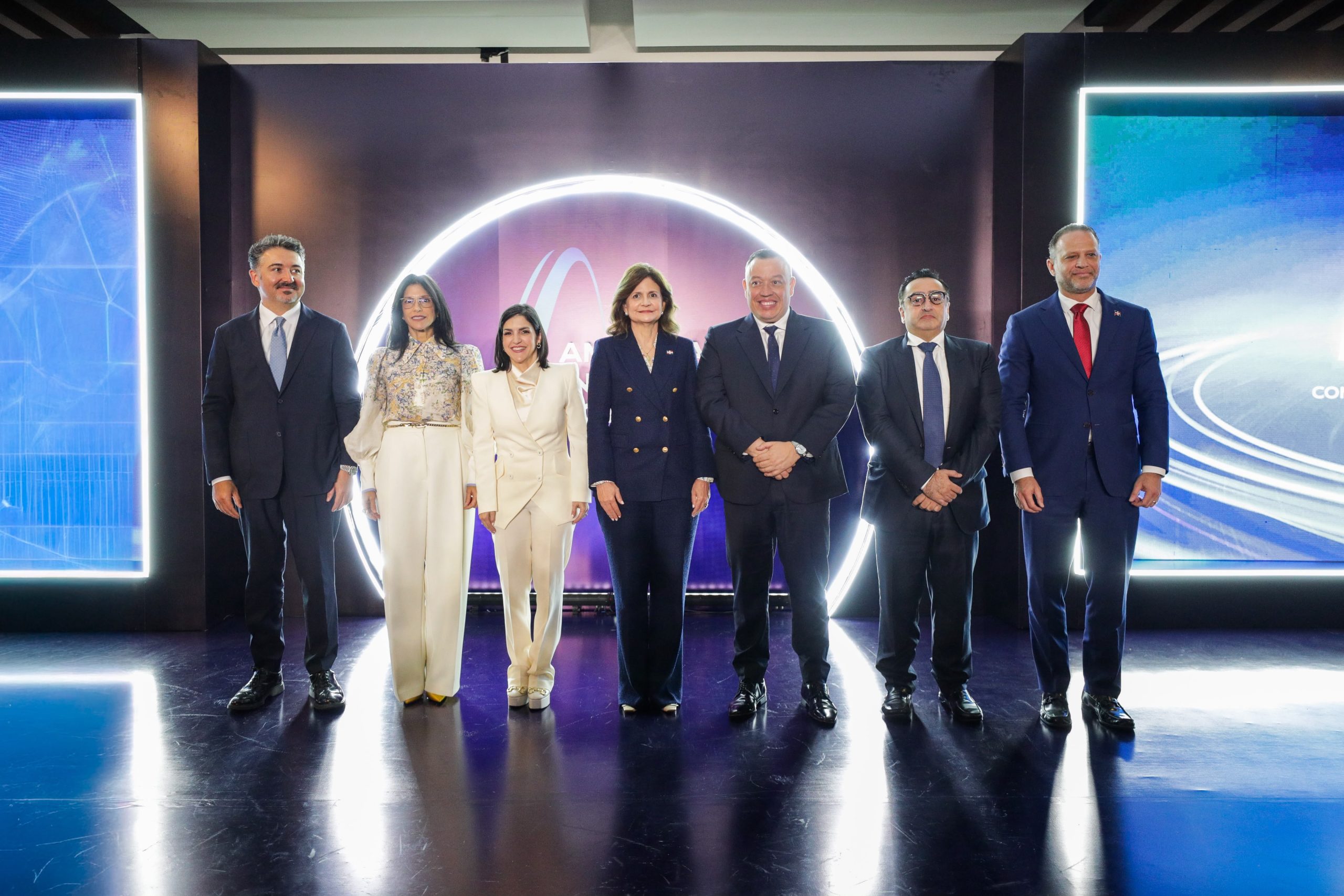 Raquel Peña proyecta a República Dominicana como un destino confiable para la inversión en el Americas Investment Forum 2026