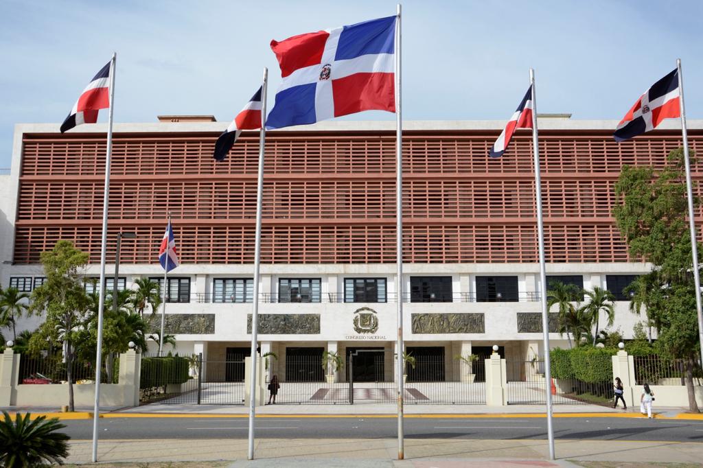 Informé de la Cámara de Cuentas confirma buena administración de presupuesto en el Senado y publica informe sin salvedad ni hallazgos.