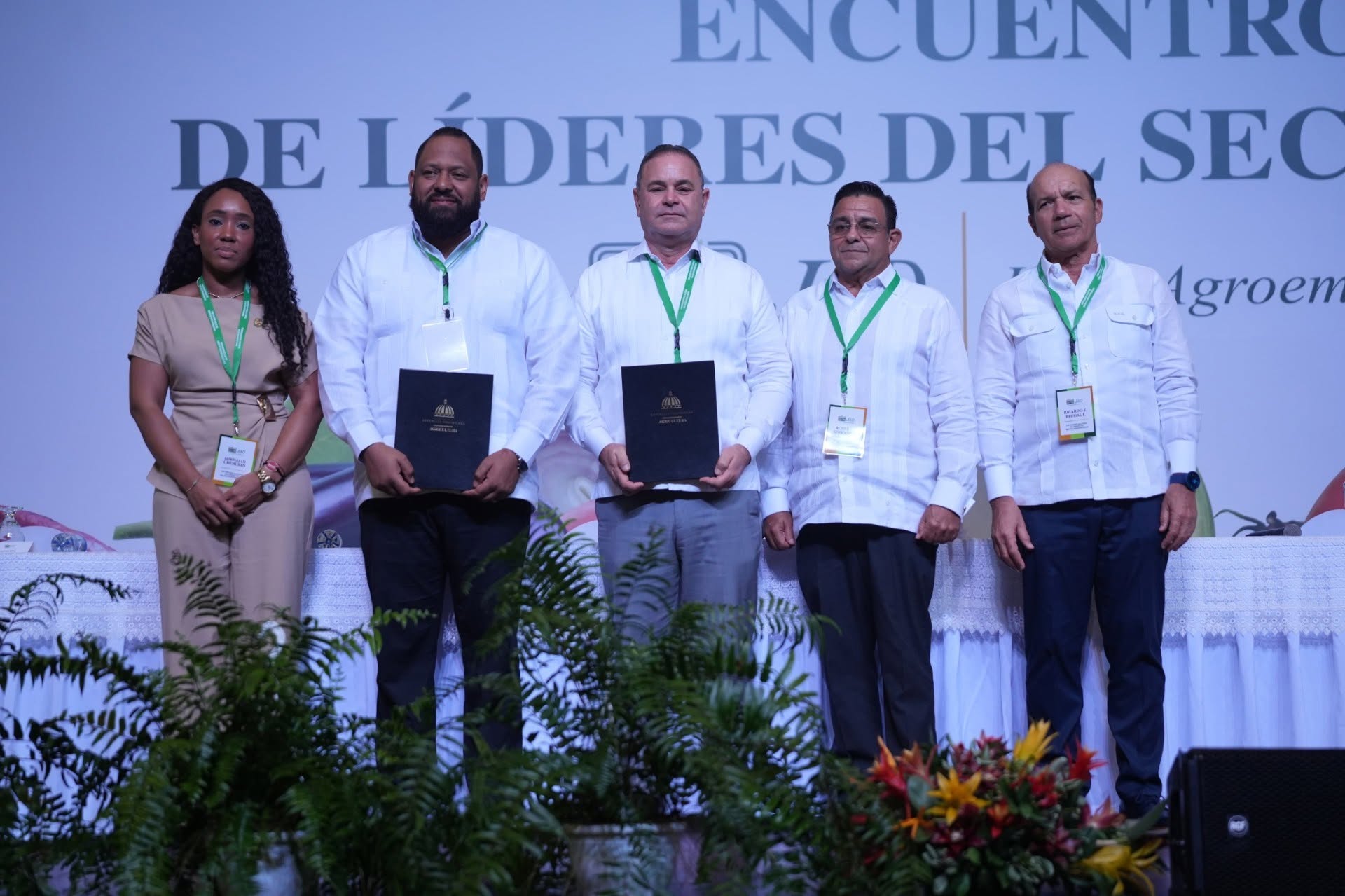 Agricultura y UNPHU invertirán RD$23.7 millones en formación de nuevos profesionales para fortalecer el agro dominicano.