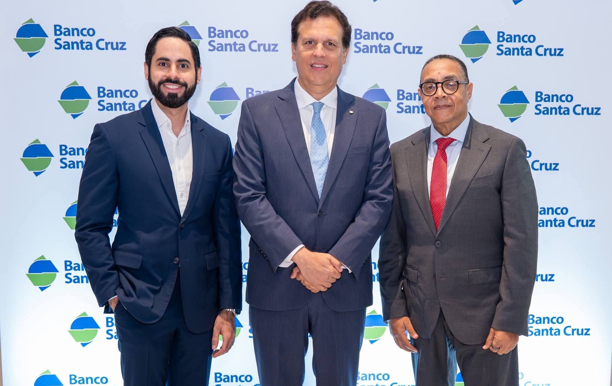 Banco Santa Cruz impulsa el crecimiento de las Pymes con espacios de conocimiento.