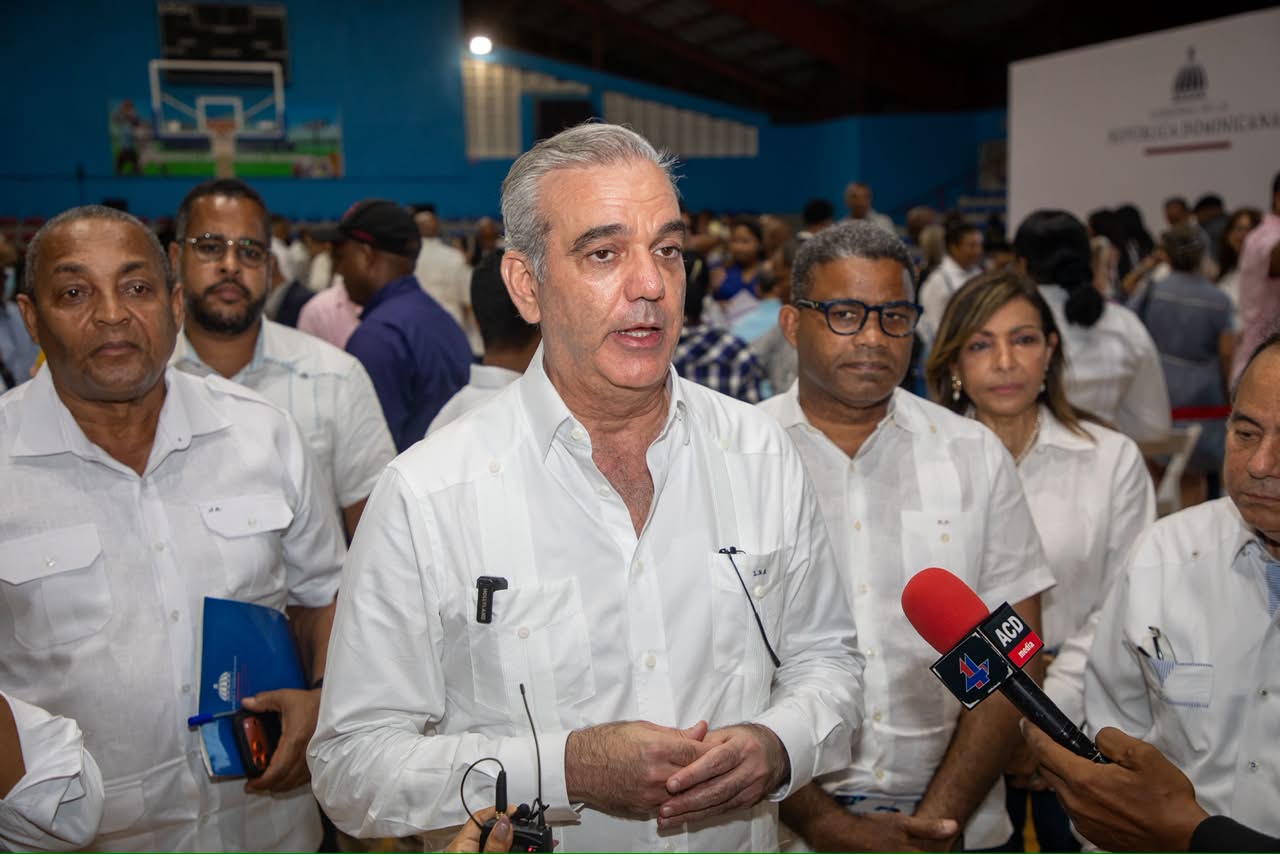 Presidente Abinader advierte RD está preparada para enfrentar cualquier amenaza de bandas terroristas haitianas en la frontera.