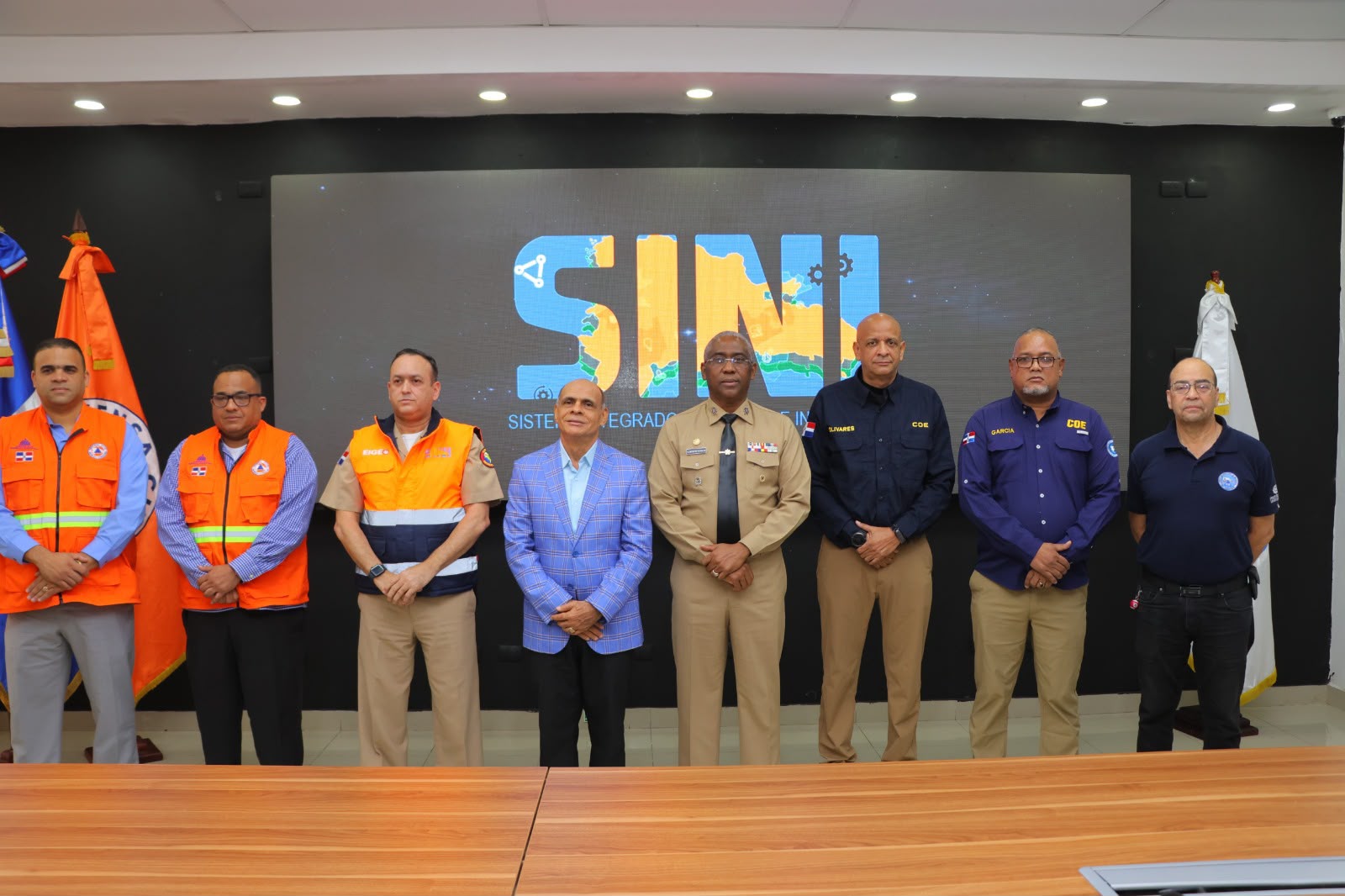 Defensa Civil, Armada Dominicana y COE fortalecen coordinación para responder a emergencias